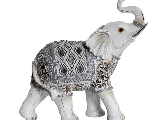 ELEFANTE BLANCO, 20cms.