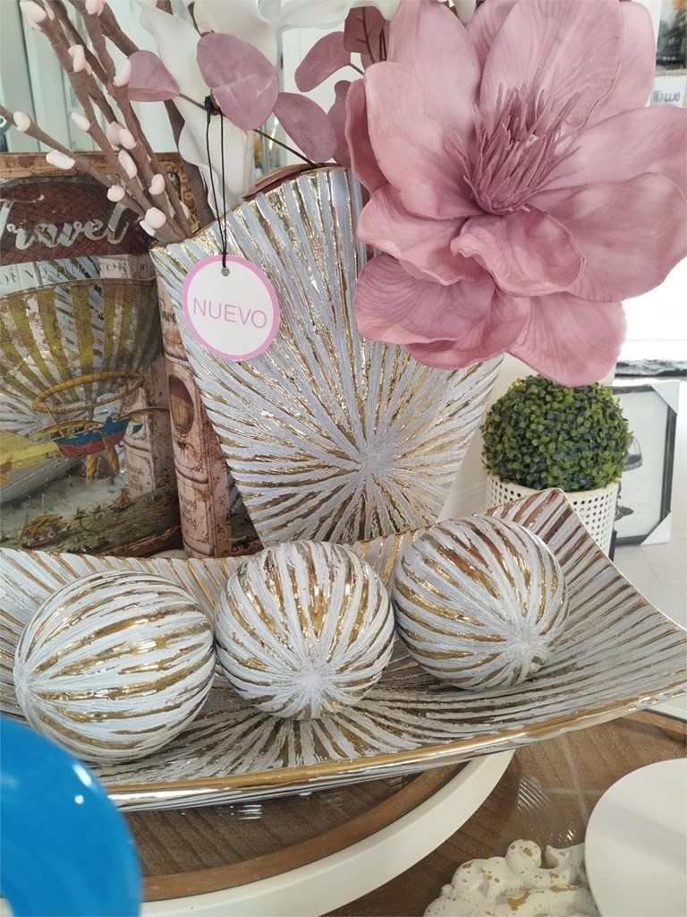 Foto 1 Jarrón cerámica BLANCO ORO, 30cms.