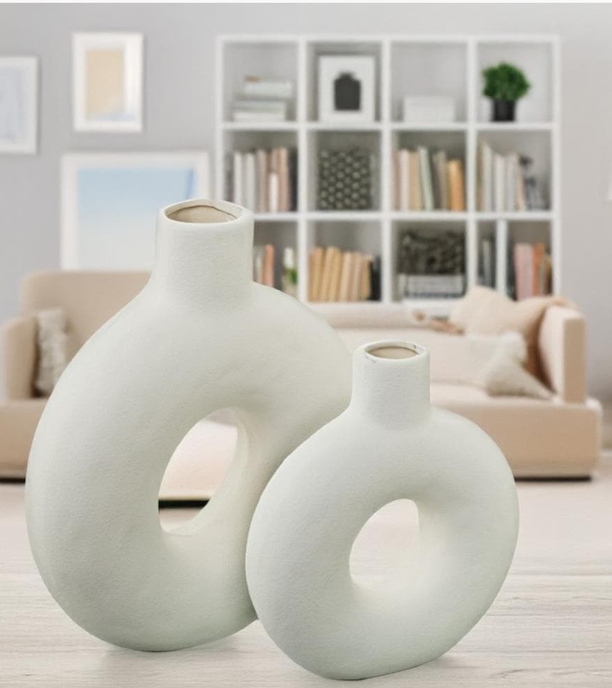 Foto 2 Jarrón de cerámica AGUJERO BLANCO, 23cms.