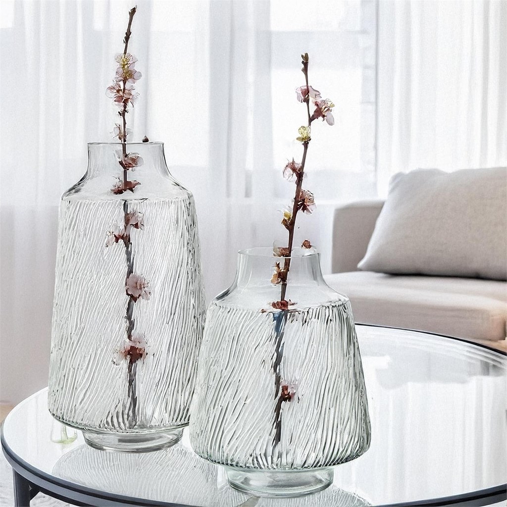 Foto 2 Jarrón de CRISTAL ESTRIADO, 19cms.