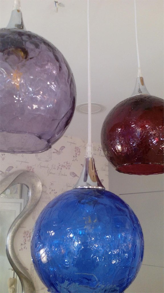 Foto 1 Lámpara LINEAL 3 BOLAS. Personaliza el color de las bolas: azul, caramelo, blanco, lila, gris.